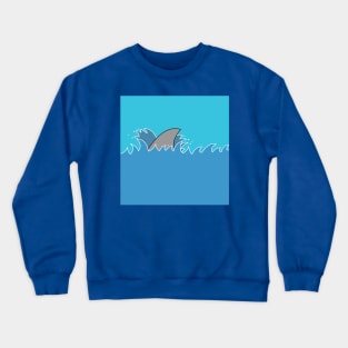 Scary shark fin in ocean waves Crewneck Sweatshirt